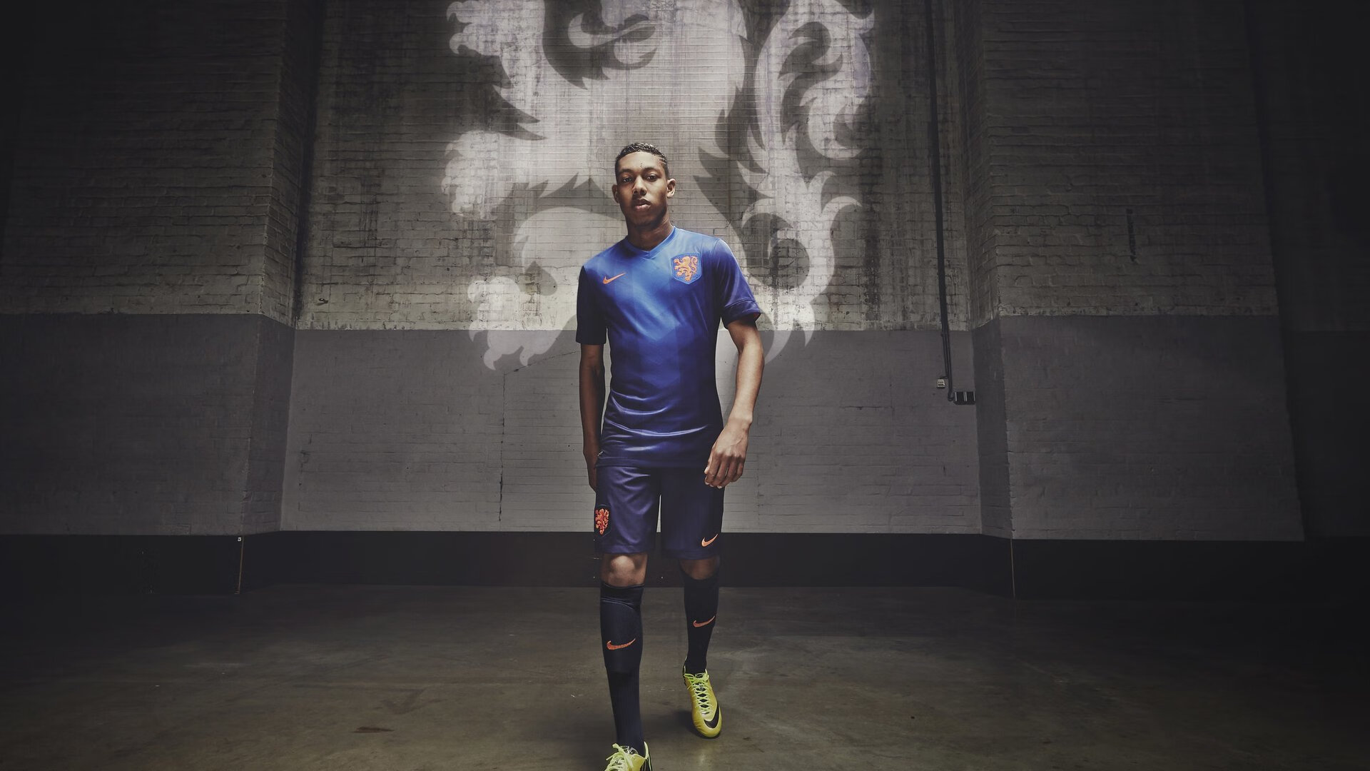 拜仁坐镇主场击败对手,实力仍不可小觑,拜仁站位